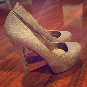 Glitter gold Aldo platform heels 37